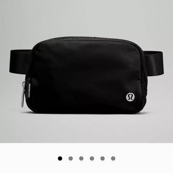 LULU LEMON EVERYWHERE BELT BAG- brand new - Picture 1 of 4